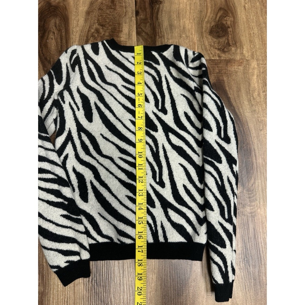 Alice Olivia Women Zebra Cat Intarsia Knit Sweater XS Black White - Picture 8 of 9